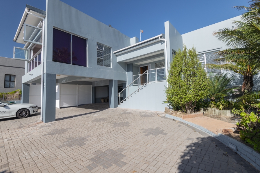 3 Bedroom Property for Sale in Myburgh Park Western Cape